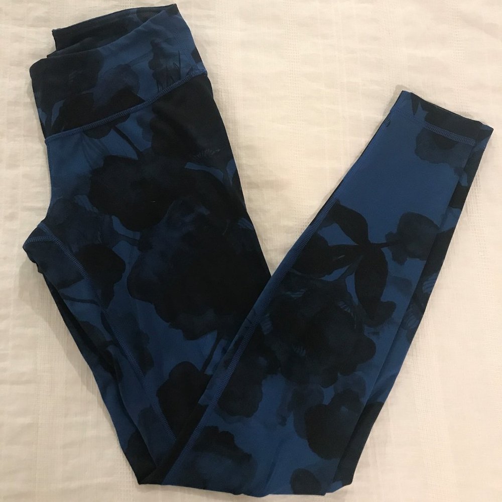 Lululemon  Wunder Under Full Length size 4